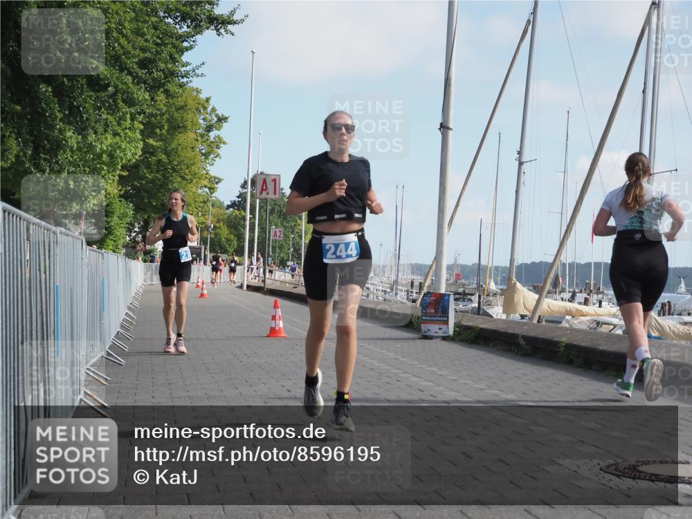 17.08.2025 - KN Förde Triathlon 2025 KatJ http://msf.ph/oto/8596195 17.08.2025 10:25:40 Laufen 218, 244 meine-sportfotos.de