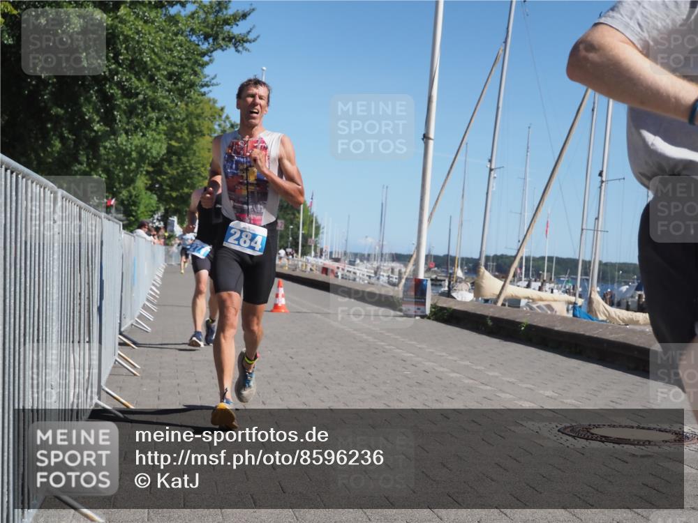 17.08.2025 - KN Förde Triathlon 2025 KatJ http://msf.ph/oto/8596236 17.08.2025 11:43:59 Laufen 271, 284, 643 meine-sportfotos.de