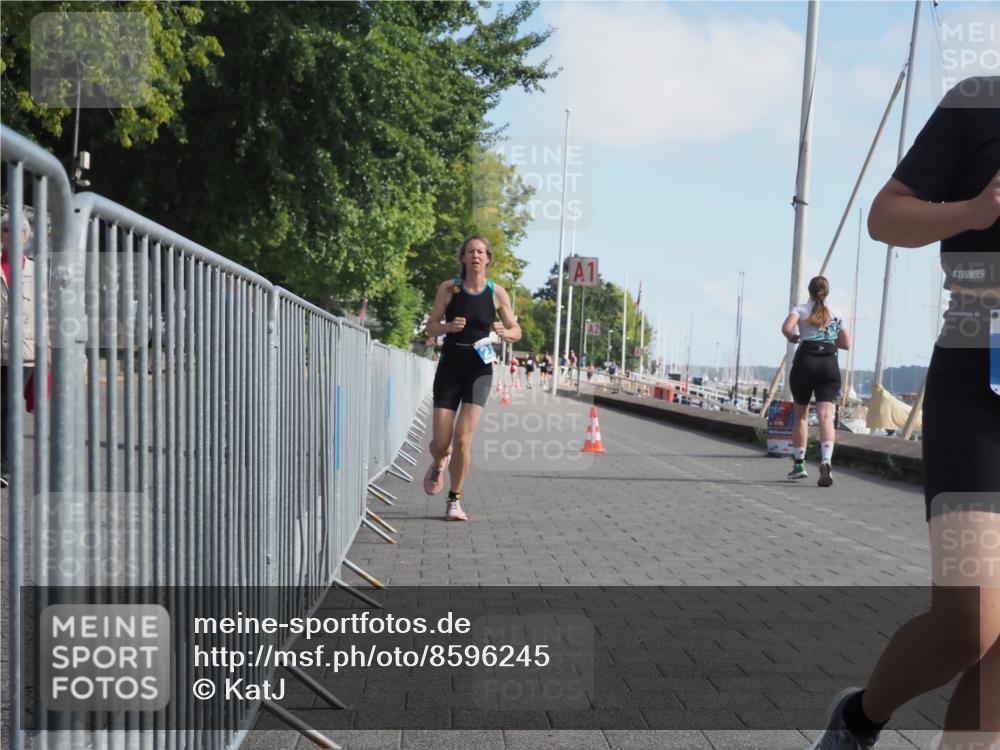 17.08.2025 - KN Förde Triathlon 2025 KatJ http://msf.ph/oto/8596245 17.08.2025 10:25:42 Laufen 218, 244 meine-sportfotos.de