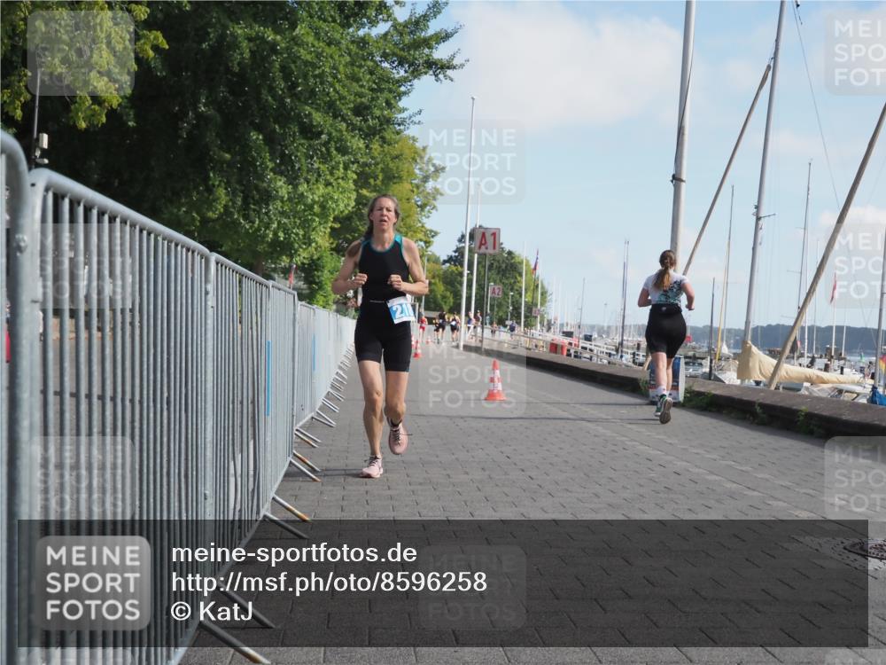 17.08.2025 - KN Förde Triathlon 2025 KatJ http://msf.ph/oto/8596258 17.08.2025 10:25:42 Laufen 218, 244 meine-sportfotos.de