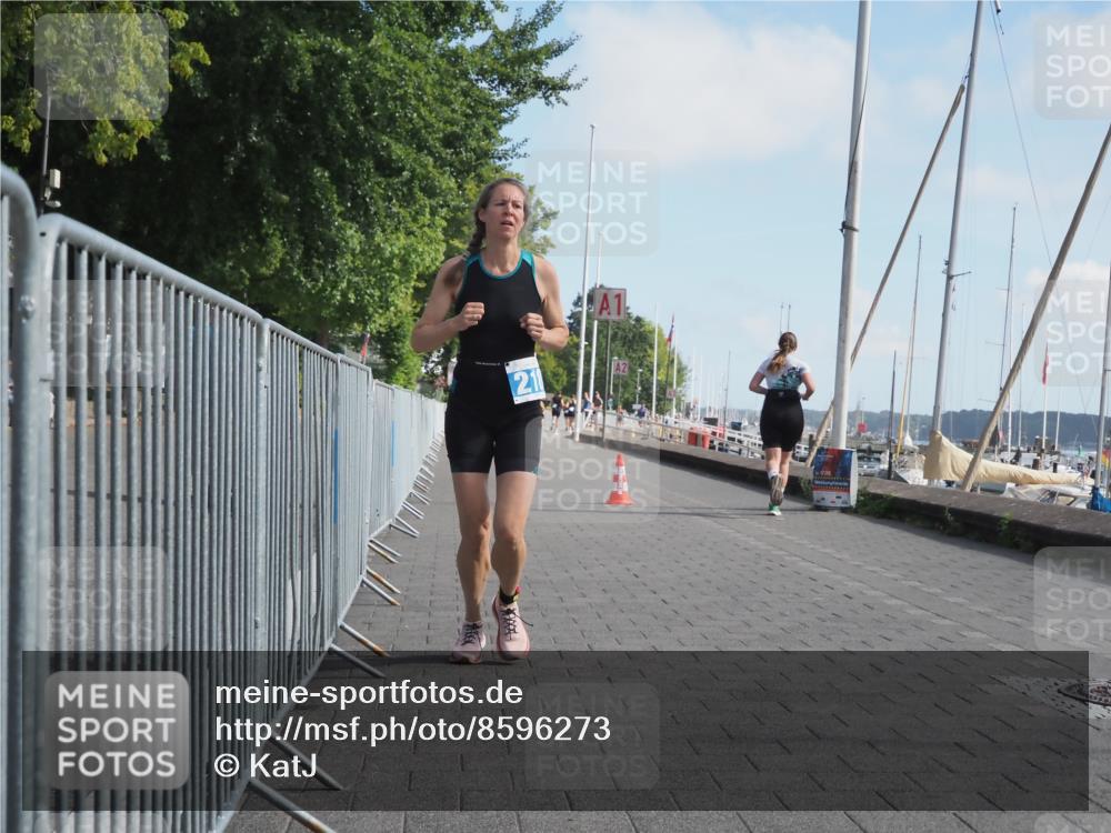 17.08.2025 - KN Förde Triathlon 2025 KatJ http://msf.ph/oto/8596273 17.08.2025 10:25:43 Laufen 218, 244 meine-sportfotos.de