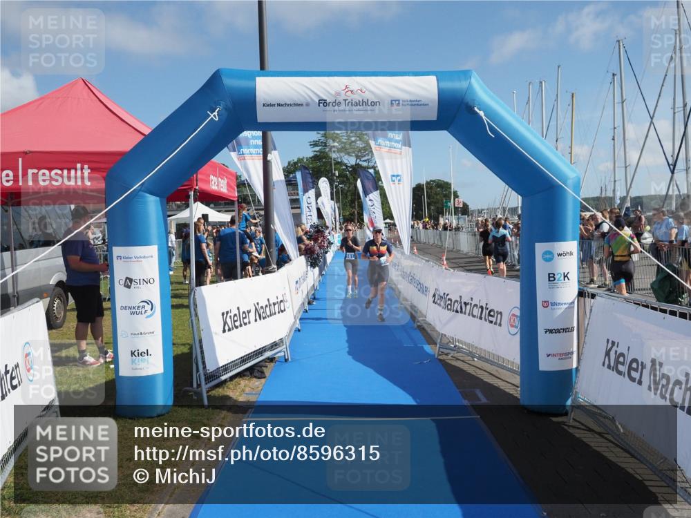 17.08.2025 - KN Förde Triathlon 2025 MichiJ http://msf.ph/oto/8596315 17.08.2025 10:40:52 Laufen 161, 181 meine-sportfotos.de
