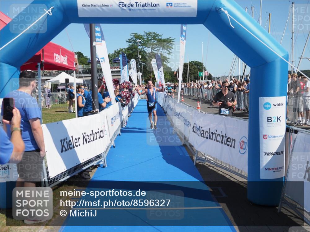 17.08.2025 - KN Förde Triathlon 2025 MichiJ http://msf.ph/oto/8596327 17.08.2025 12:06:04 Laufen 272 meine-sportfotos.de
