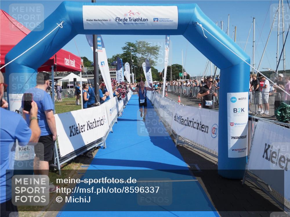 17.08.2025 - KN Förde Triathlon 2025 MichiJ http://msf.ph/oto/8596337 17.08.2025 12:06:04 Laufen 272 meine-sportfotos.de