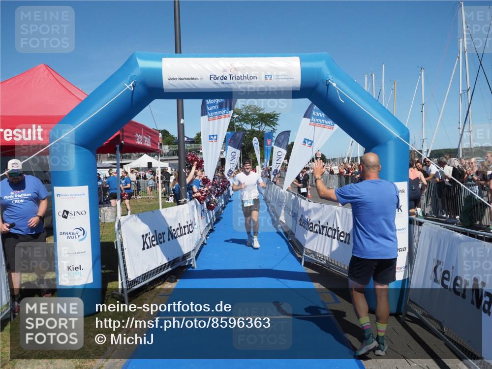 17.08.2025 - KN Förde Triathlon 2025 MichiJ http://msf.ph/oto/8596363 17.08.2025 13:58:12 Laufen 421 meine-sportfotos.de