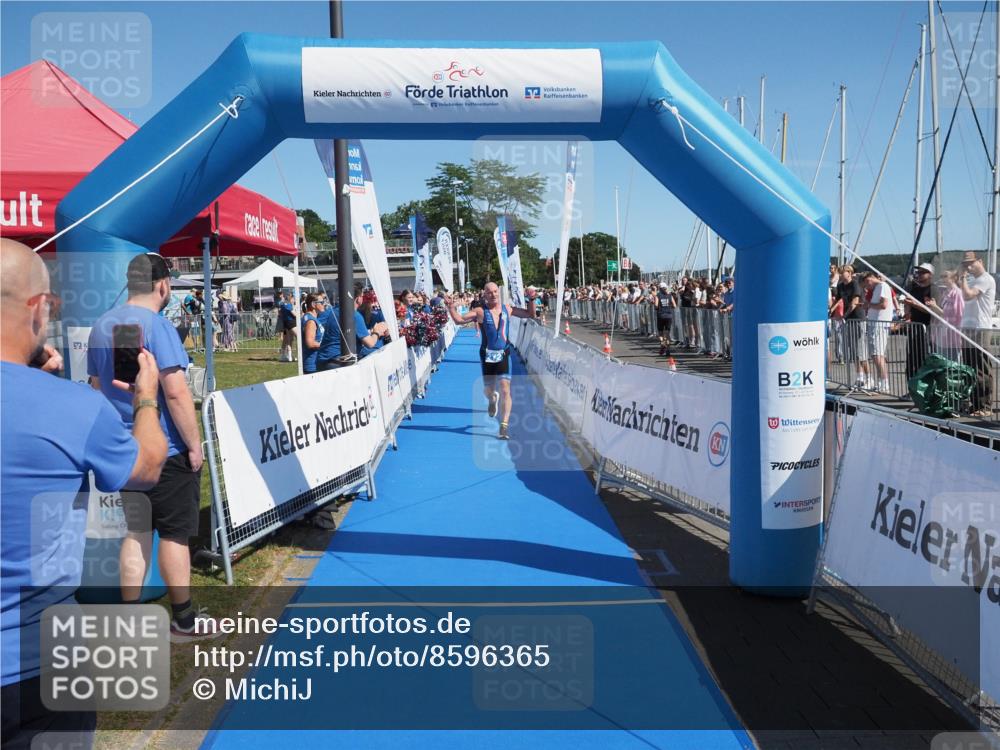 17.08.2025 - KN Förde Triathlon 2025 MichiJ http://msf.ph/oto/8596365 17.08.2025 12:06:04 Laufen 272 meine-sportfotos.de