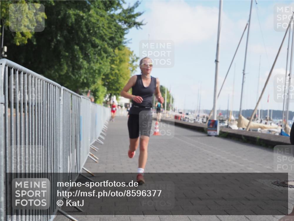 17.08.2025 - KN Förde Triathlon 2025 KatJ http://msf.ph/oto/8596377 17.08.2025 10:25:59 Laufen 152, 204 meine-sportfotos.de