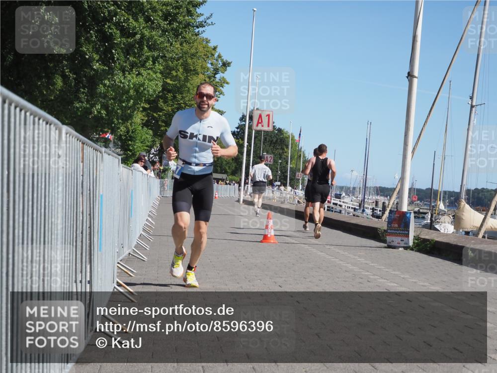 17.08.2025 - KN Förde Triathlon 2025 KatJ http://msf.ph/oto/8596396 17.08.2025 11:44:10 Laufen 307 meine-sportfotos.de