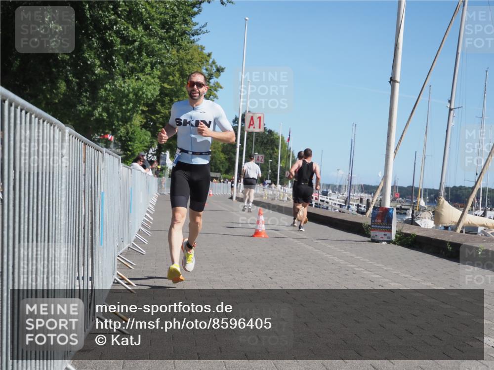 17.08.2025 - KN Förde Triathlon 2025 KatJ http://msf.ph/oto/8596405 17.08.2025 11:44:10 Laufen 307 meine-sportfotos.de