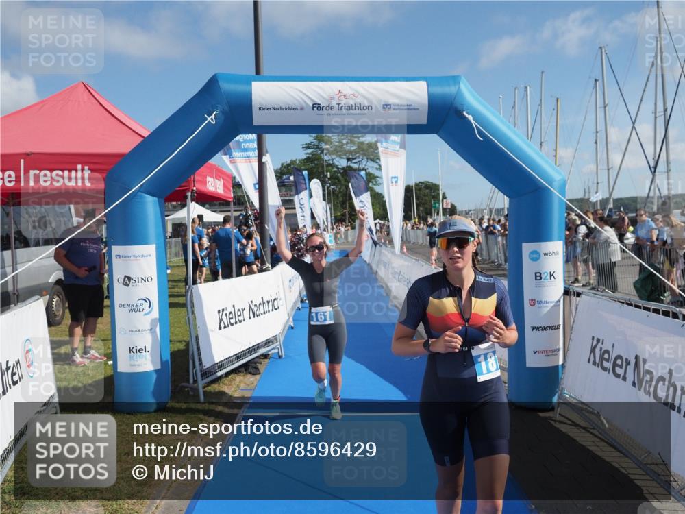17.08.2025 - KN Förde Triathlon 2025 MichiJ http://msf.ph/oto/8596429 17.08.2025 10:40:55 Laufen 161, 181 meine-sportfotos.de