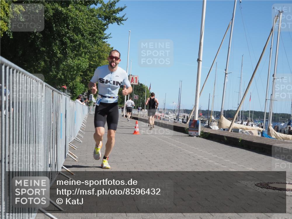 17.08.2025 - KN Förde Triathlon 2025 KatJ http://msf.ph/oto/8596432 17.08.2025 11:44:10 Laufen 307 meine-sportfotos.de