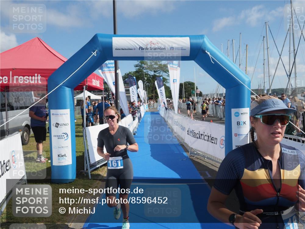 17.08.2025 - KN Förde Triathlon 2025 MichiJ http://msf.ph/oto/8596452 17.08.2025 10:40:56 Laufen 161, 181 meine-sportfotos.de