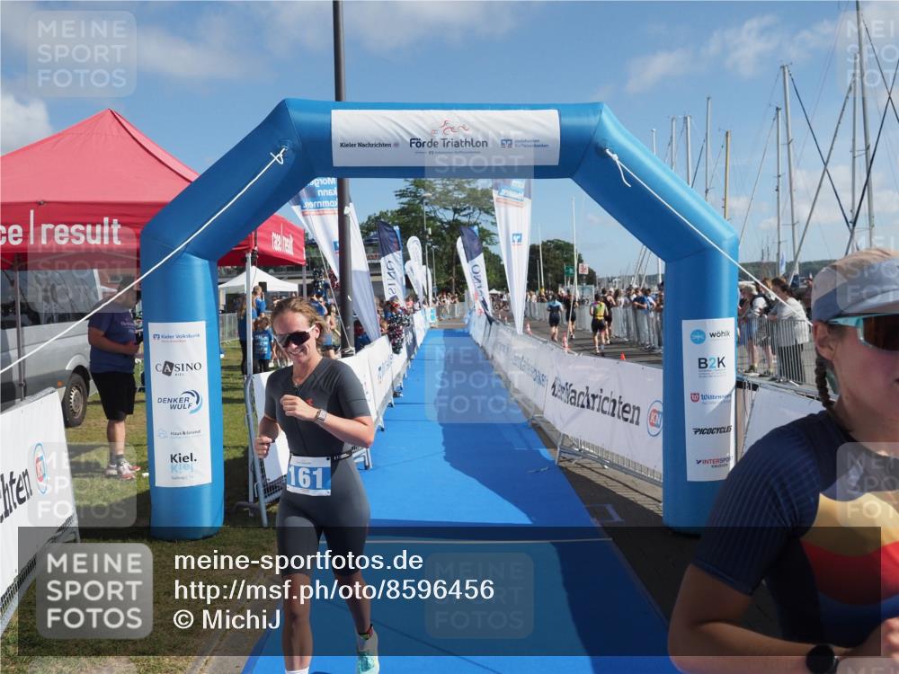 17.08.2025 - KN Förde Triathlon 2025 MichiJ http://msf.ph/oto/8596456 17.08.2025 10:40:56 Laufen 161, 181 meine-sportfotos.de