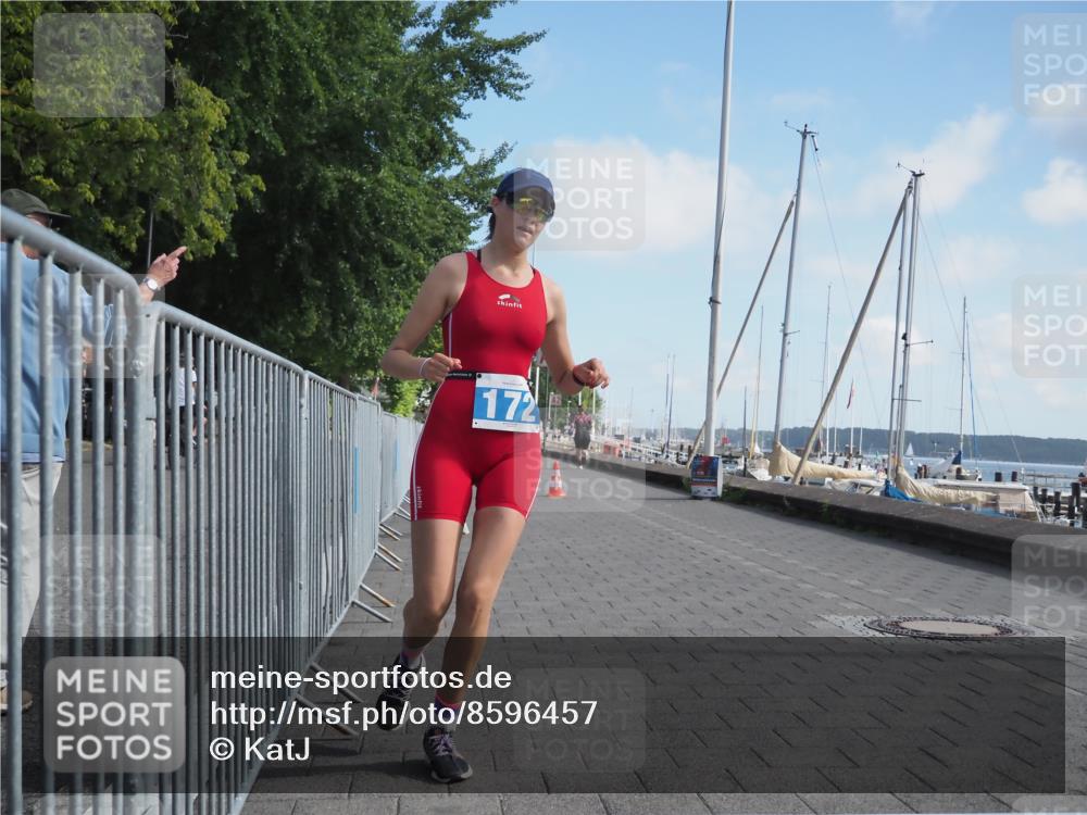 17.08.2025 - KN Förde Triathlon 2025 KatJ http://msf.ph/oto/8596457 17.08.2025 10:26:12 Laufen 146, 172, 182 meine-sportfotos.de