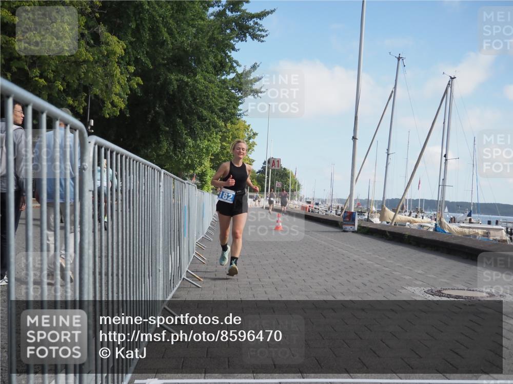 17.08.2025 - KN Förde Triathlon 2025 KatJ http://msf.ph/oto/8596470 17.08.2025 10:26:13 Laufen 146, 172, 182 meine-sportfotos.de