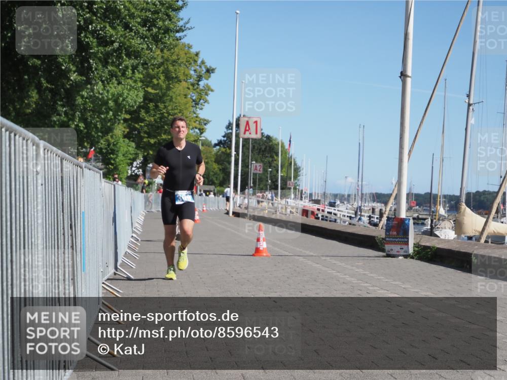 17.08.2025 - KN Förde Triathlon 2025 KatJ http://msf.ph/oto/8596543 17.08.2025 11:44:38 Laufen 295, 309 meine-sportfotos.de