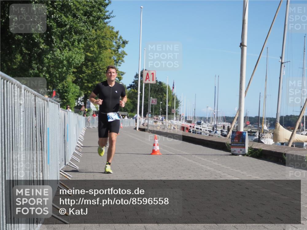 17.08.2025 - KN Förde Triathlon 2025 KatJ http://msf.ph/oto/8596558 17.08.2025 11:44:38 Laufen 295, 309 meine-sportfotos.de