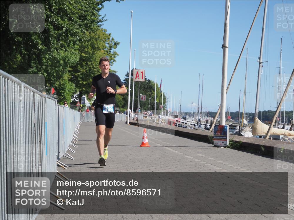 17.08.2025 - KN Förde Triathlon 2025 KatJ http://msf.ph/oto/8596571 17.08.2025 11:44:38 Laufen 295, 309 meine-sportfotos.de