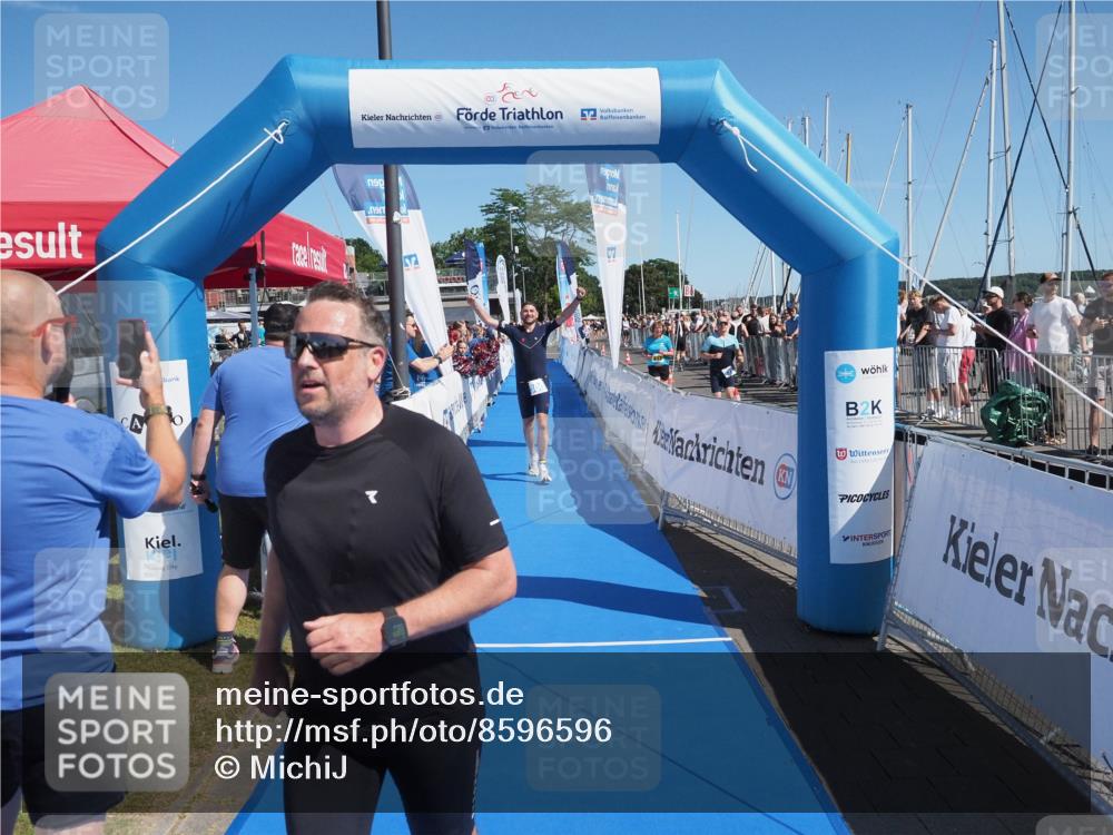 17.08.2025 - KN Förde Triathlon 2025 MichiJ http://msf.ph/oto/8596596 17.08.2025 12:06:14 Laufen 281, 300 meine-sportfotos.de