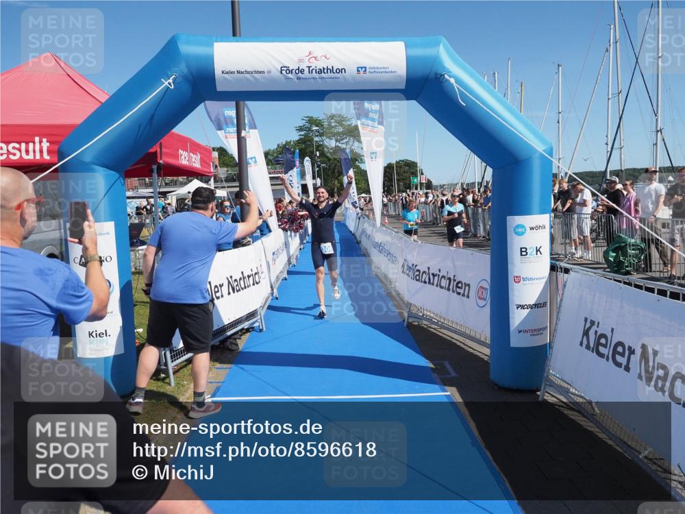 17.08.2025 - KN Förde Triathlon 2025 MichiJ http://msf.ph/oto/8596618 17.08.2025 12:06:15 Laufen 281, 300 meine-sportfotos.de