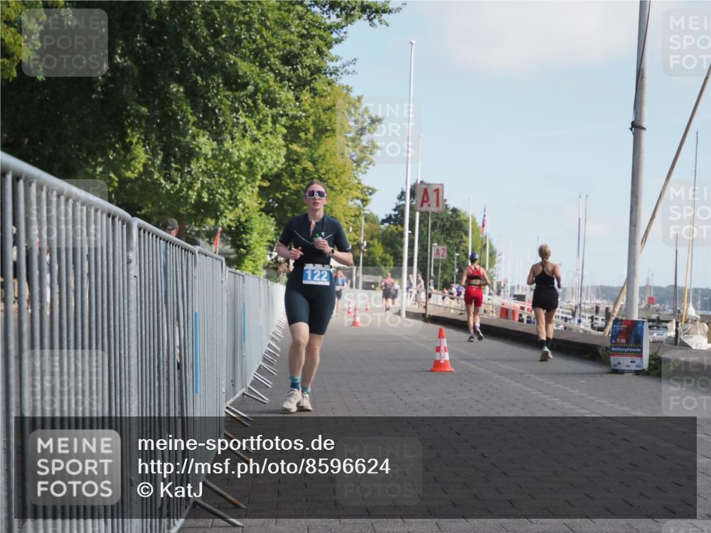 17.08.2025 - KN Förde Triathlon 2025 KatJ http://msf.ph/oto/8596624 17.08.2025 10:26:24 Laufen 122, 146 meine-sportfotos.de