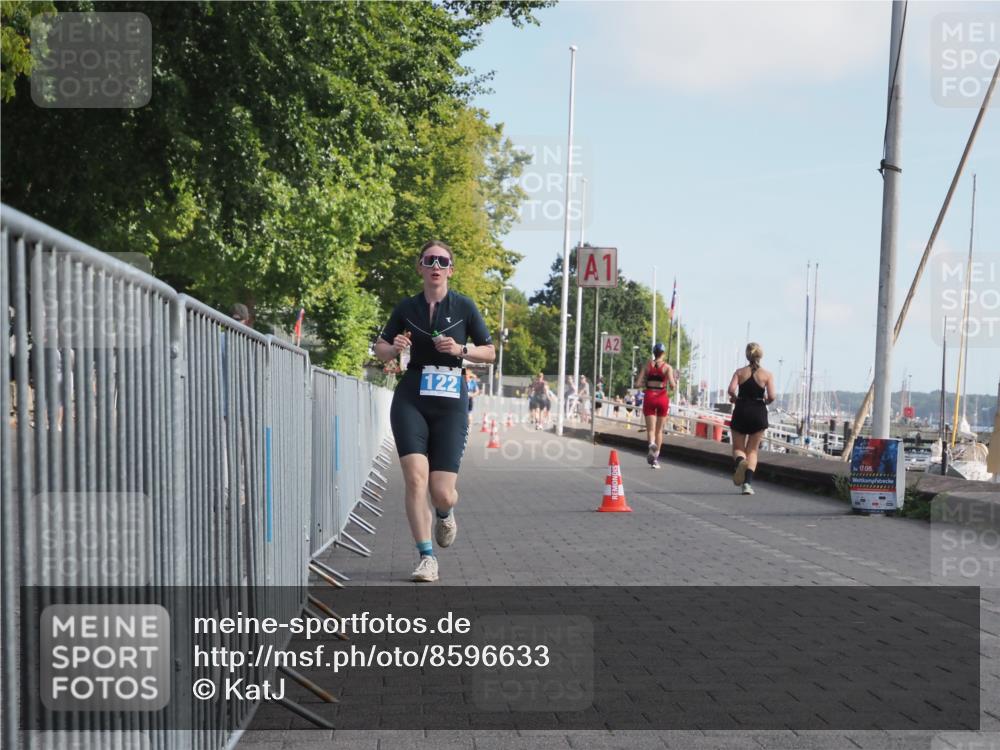 17.08.2025 - KN Förde Triathlon 2025 KatJ http://msf.ph/oto/8596633 17.08.2025 10:26:24 Laufen 122, 146 meine-sportfotos.de