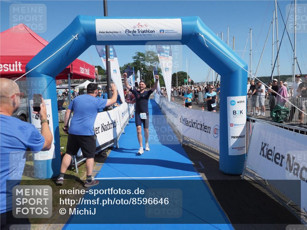 17.08.2025 - KN Förde Triathlon 2025 MichiJ http://msf.ph/oto/8596646 17.08.2025 12:06:15 Laufen 281, 300 meine-sportfotos.de