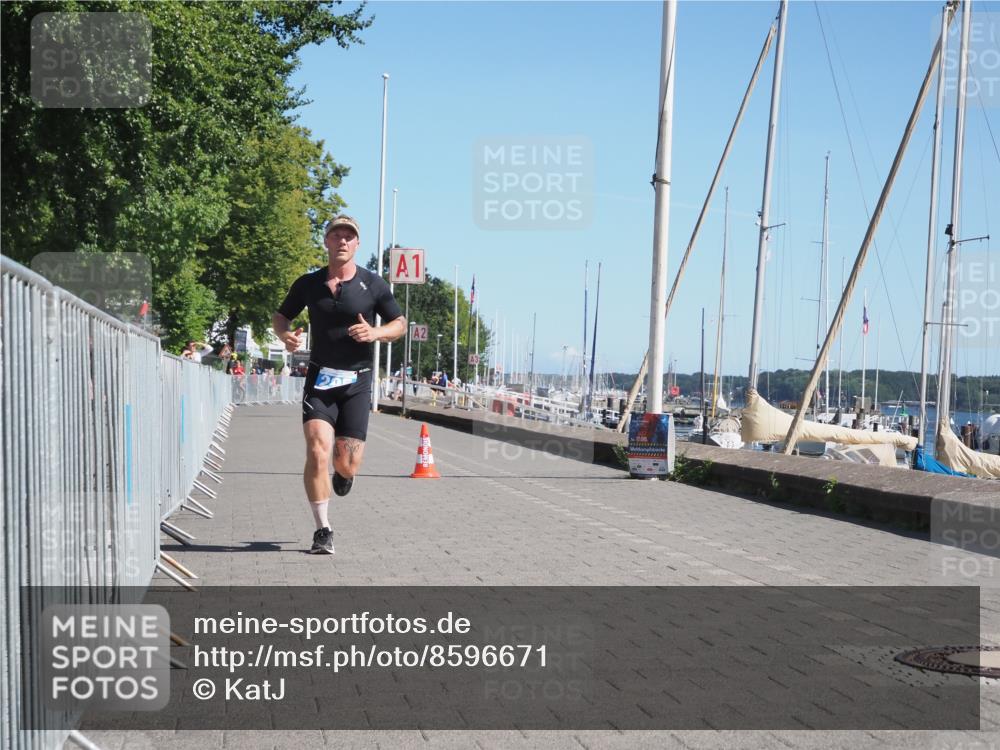 17.08.2025 - KN Förde Triathlon 2025 KatJ http://msf.ph/oto/8596671 17.08.2025 11:44:42 Laufen 295, 309 meine-sportfotos.de