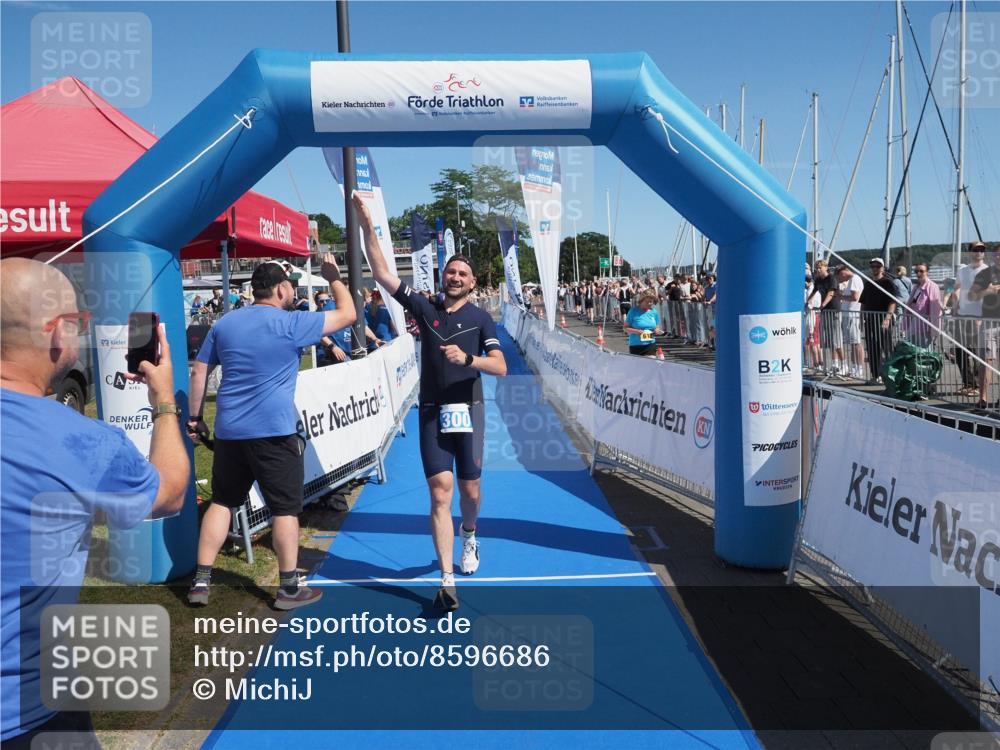 17.08.2025 - KN Förde Triathlon 2025 MichiJ http://msf.ph/oto/8596686 17.08.2025 12:06:16 Laufen 281, 300 meine-sportfotos.de