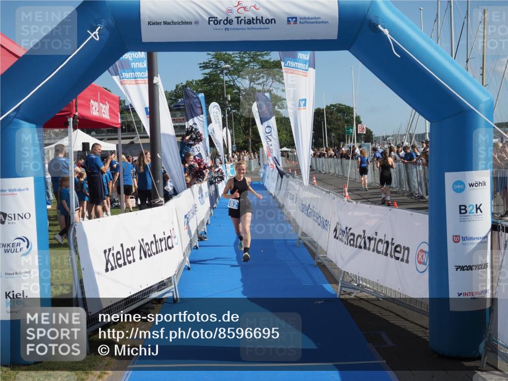 17.08.2025 - KN Förde Triathlon 2025 MichiJ http://msf.ph/oto/8596695 17.08.2025 10:41:47 Laufen 182 meine-sportfotos.de