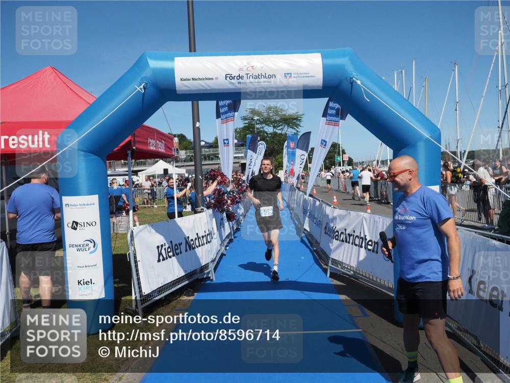 17.08.2025 - KN Förde Triathlon 2025 MichiJ http://msf.ph/oto/8596714 17.08.2025 13:58:28 Laufen 397, 509 meine-sportfotos.de
