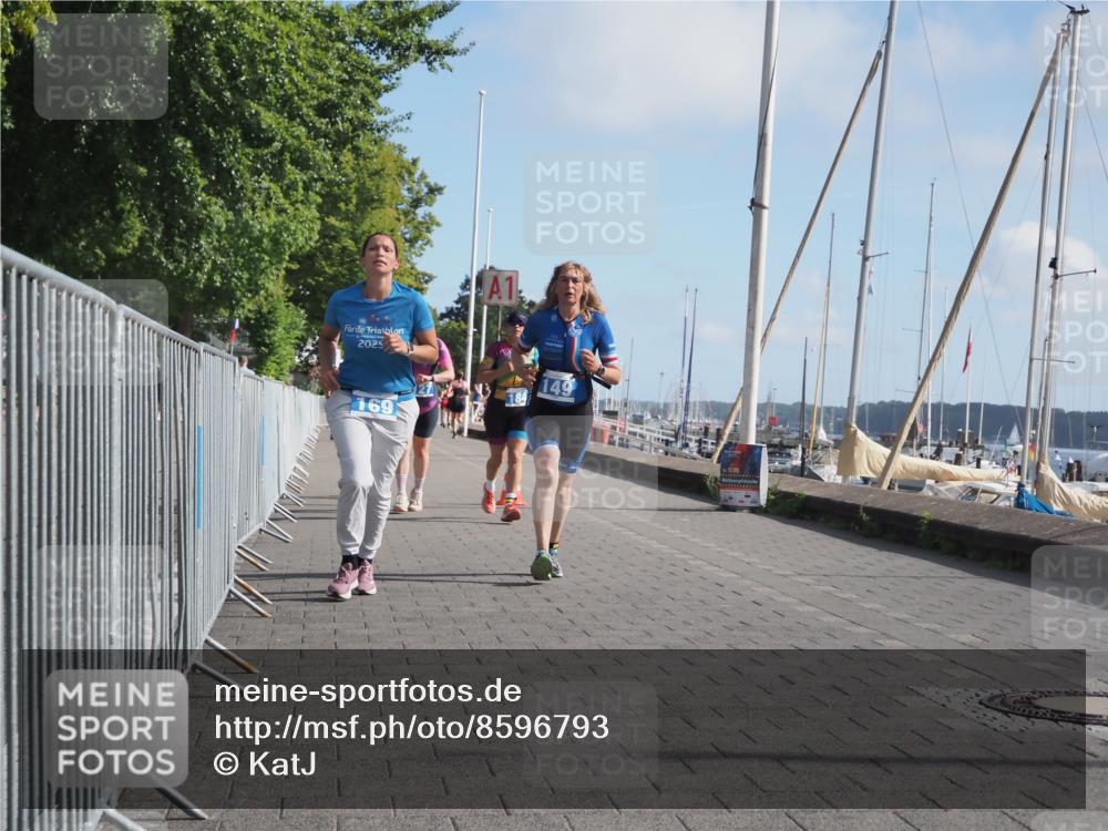 17.08.2025 - KN Förde Triathlon 2025 KatJ http://msf.ph/oto/8596793 17.08.2025 10:26:43 Laufen 102, 127, 149, 169, 184 meine-sportfotos.de