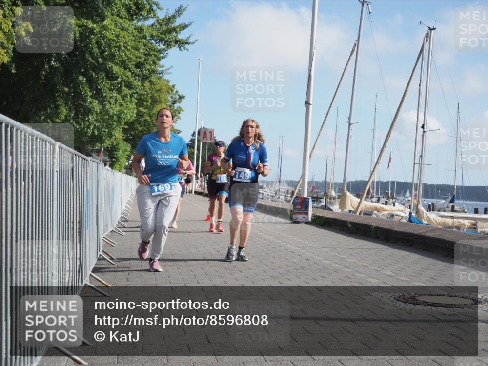 17.08.2025 - KN Förde Triathlon 2025 KatJ http://msf.ph/oto/8596808 17.08.2025 10:26:43 Laufen 102, 127, 149, 169, 184 meine-sportfotos.de