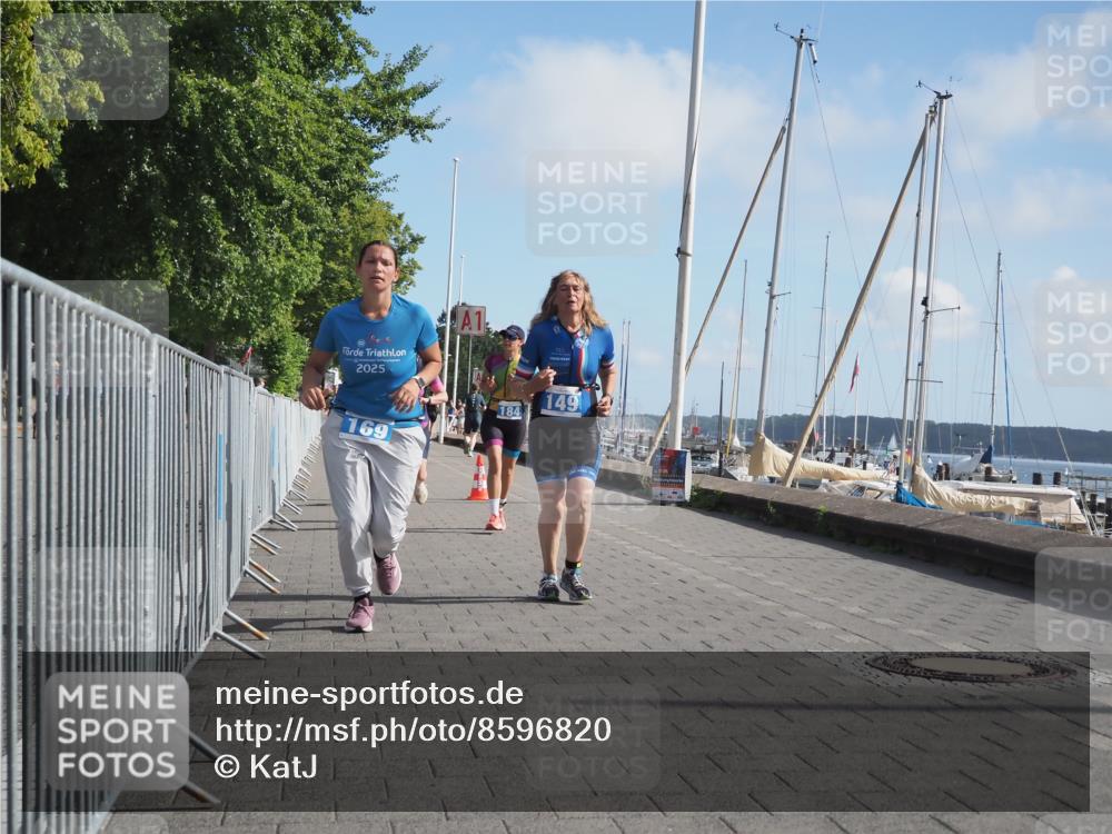 17.08.2025 - KN Förde Triathlon 2025 KatJ http://msf.ph/oto/8596820 17.08.2025 10:26:44 Laufen 102, 127, 149, 169, 184 meine-sportfotos.de
