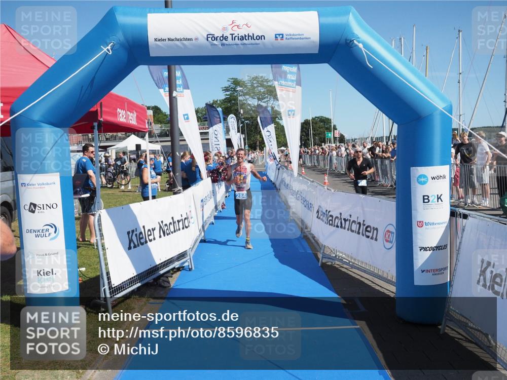 17.08.2025 - KN Förde Triathlon 2025 MichiJ http://msf.ph/oto/8596835 17.08.2025 12:06:40 Laufen 284 meine-sportfotos.de
