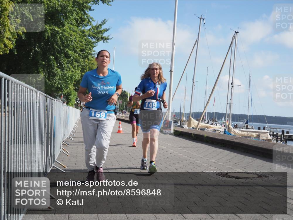 17.08.2025 - KN Förde Triathlon 2025 KatJ http://msf.ph/oto/8596848 17.08.2025 10:26:45 Laufen 102, 127, 149, 169, 184 meine-sportfotos.de