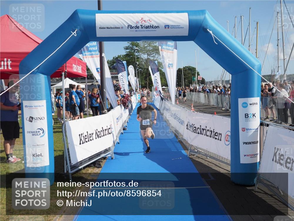 17.08.2025 - KN Förde Triathlon 2025 MichiJ http://msf.ph/oto/8596854 17.08.2025 10:41:53 Laufen 102, 182 meine-sportfotos.de