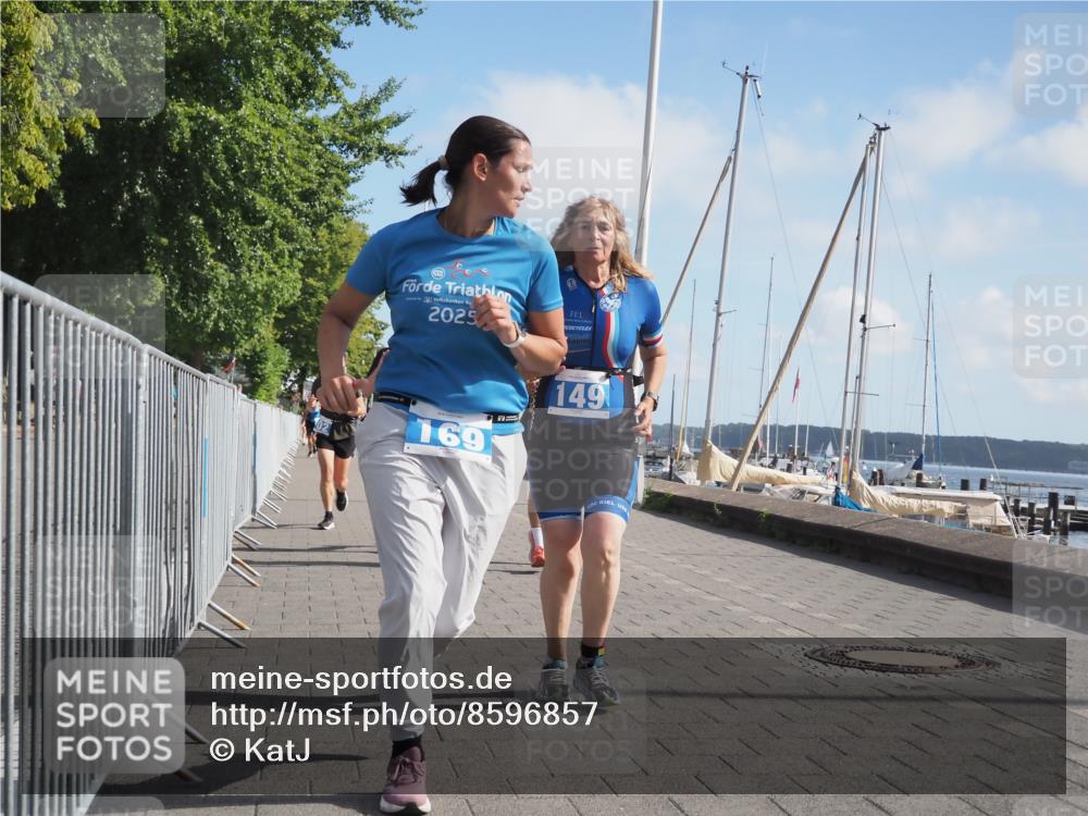 17.08.2025 - KN Förde Triathlon 2025 KatJ http://msf.ph/oto/8596857 17.08.2025 10:26:45 Laufen 102, 127, 149, 169, 184 meine-sportfotos.de