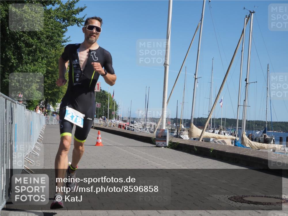 17.08.2025 - KN Förde Triathlon 2025 KatJ http://msf.ph/oto/8596858 17.08.2025 11:45:04 Laufen 278 meine-sportfotos.de