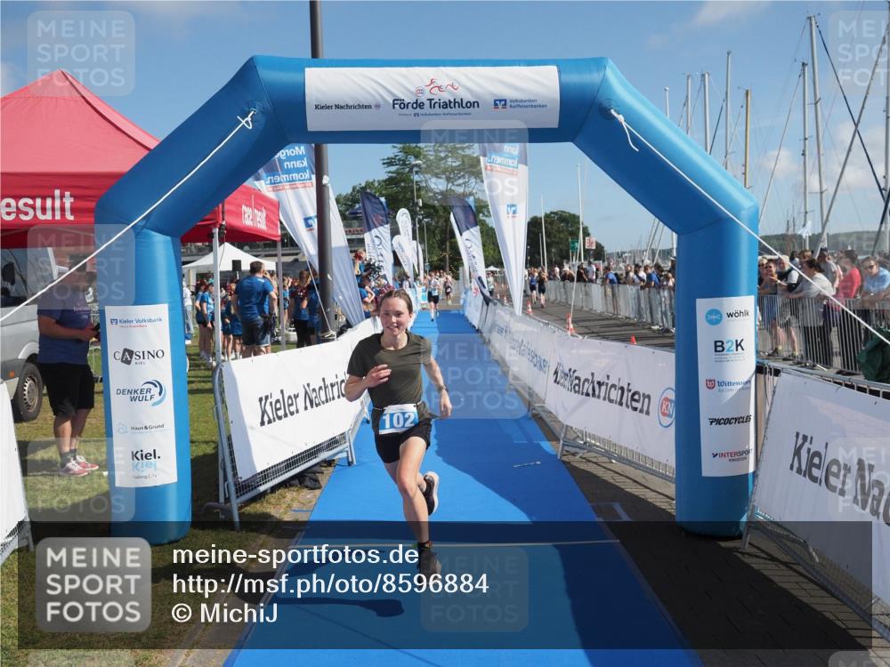 17.08.2025 - KN Förde Triathlon 2025 MichiJ http://msf.ph/oto/8596884 17.08.2025 10:41:54 Laufen 102, 182 meine-sportfotos.de