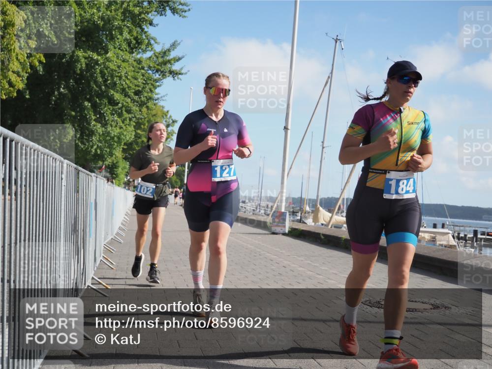 17.08.2025 - KN Förde Triathlon 2025 KatJ http://msf.ph/oto/8596924 17.08.2025 10:26:48 Laufen 102, 127, 149, 169, 173, 180, 184 meine-sportfotos.de