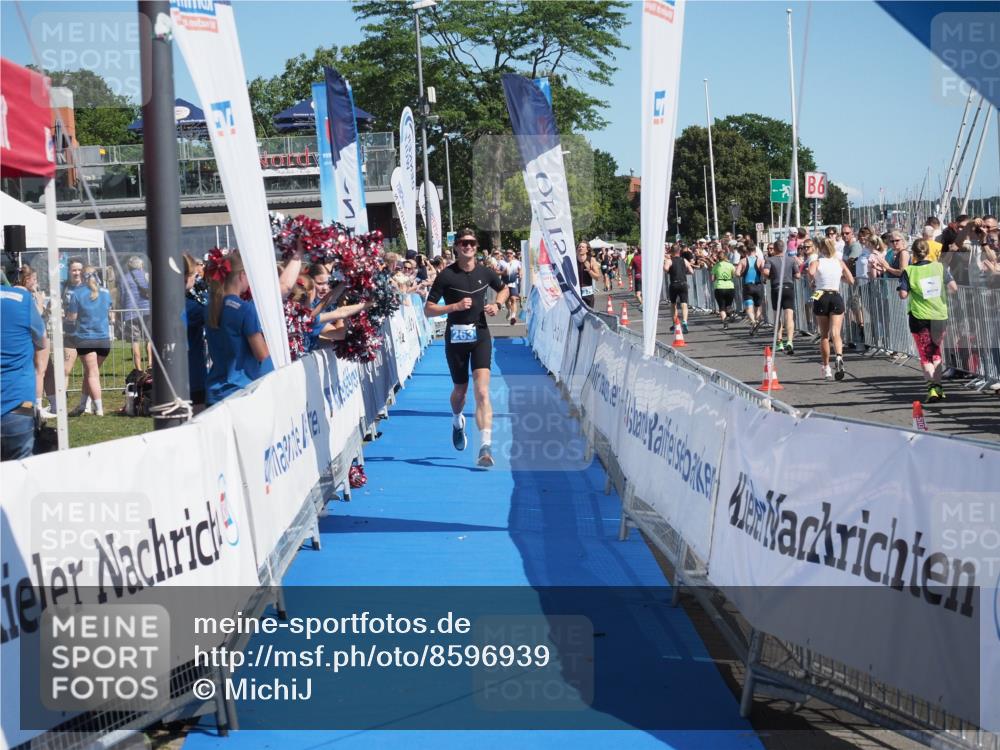 17.08.2025 - KN Förde Triathlon 2025 MichiJ http://msf.ph/oto/8596939 17.08.2025 12:07:23 Laufen 263 meine-sportfotos.de