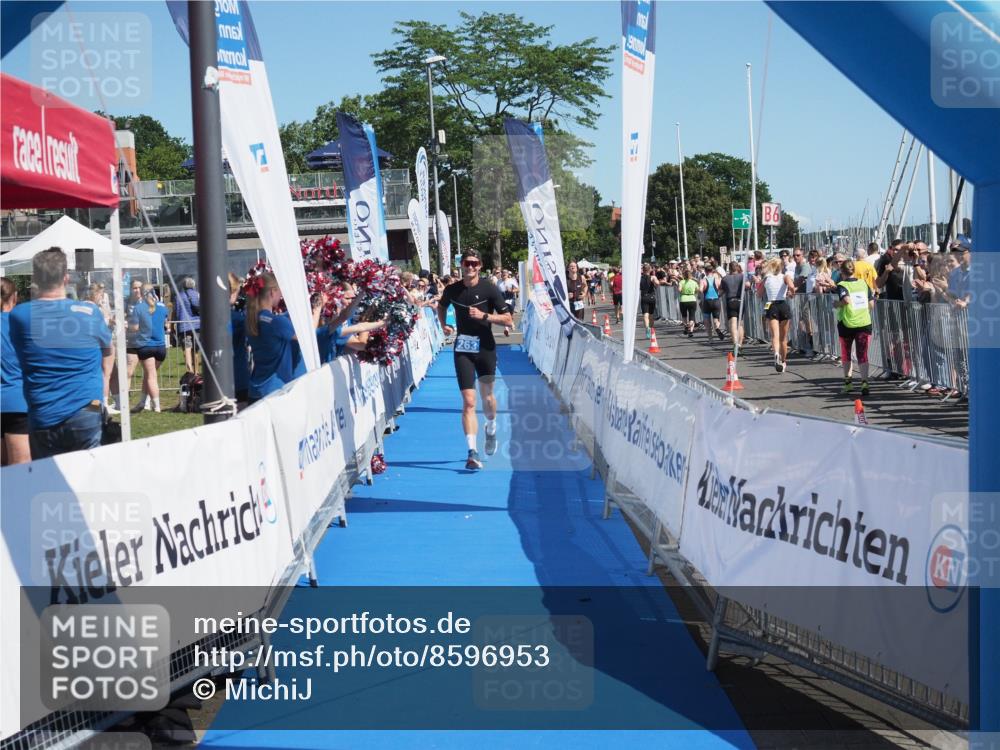 17.08.2025 - KN Förde Triathlon 2025 MichiJ http://msf.ph/oto/8596953 17.08.2025 12:07:24 Laufen 263 meine-sportfotos.de