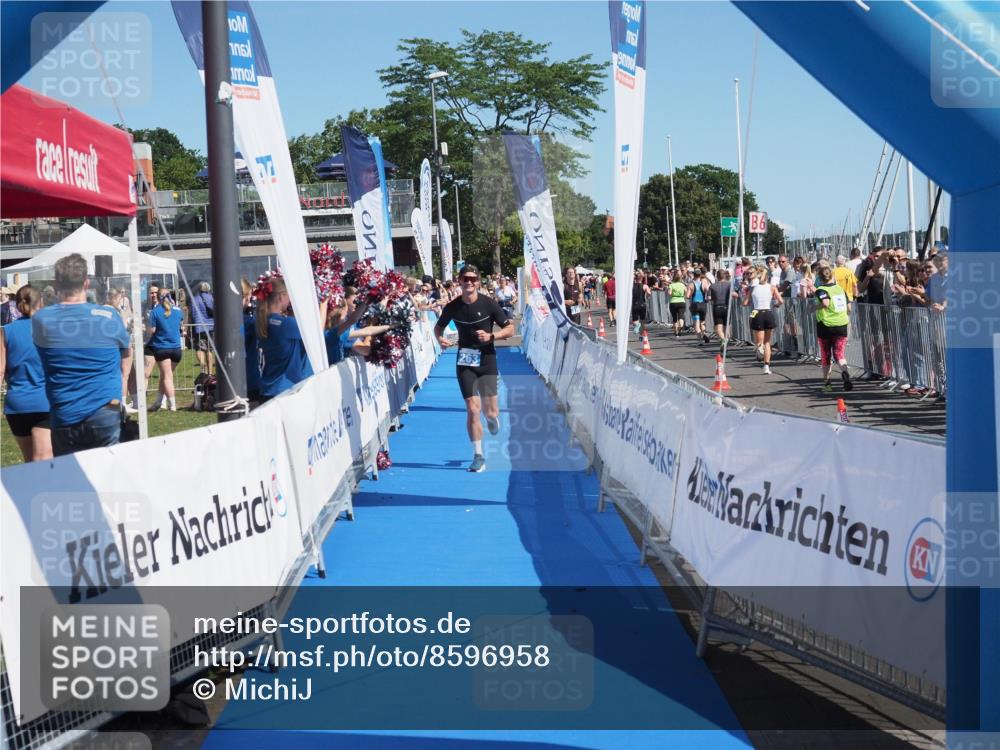 17.08.2025 - KN Förde Triathlon 2025 MichiJ http://msf.ph/oto/8596958 17.08.2025 12:07:24 Laufen 263 meine-sportfotos.de