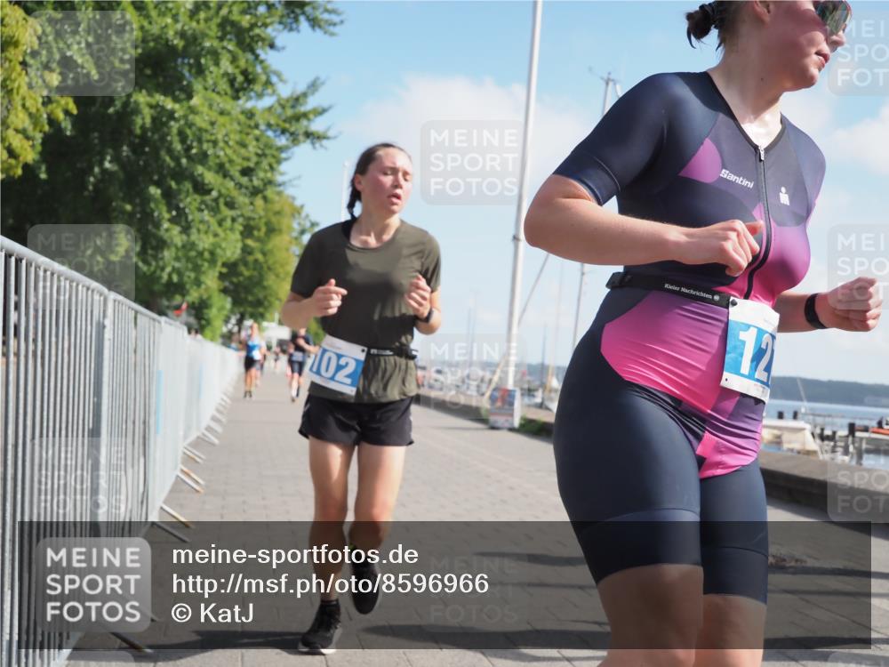 17.08.2025 - KN Förde Triathlon 2025 KatJ http://msf.ph/oto/8596966 17.08.2025 10:26:49 Laufen 102, 127, 149, 173, 180, 184 meine-sportfotos.de