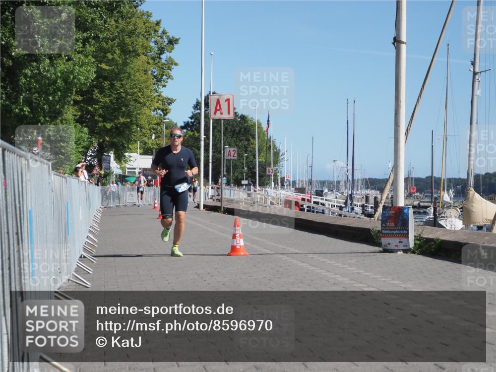 17.08.2025 - KN Förde Triathlon 2025 KatJ http://msf.ph/oto/8596970 17.08.2025 11:45:26 Laufen 288, 300 meine-sportfotos.de