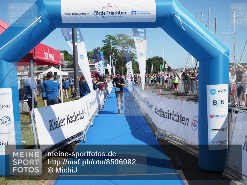 17.08.2025 - KN Förde Triathlon 2025 MichiJ http://msf.ph/oto/8596982 17.08.2025 12:07:24 Laufen 263 meine-sportfotos.de
