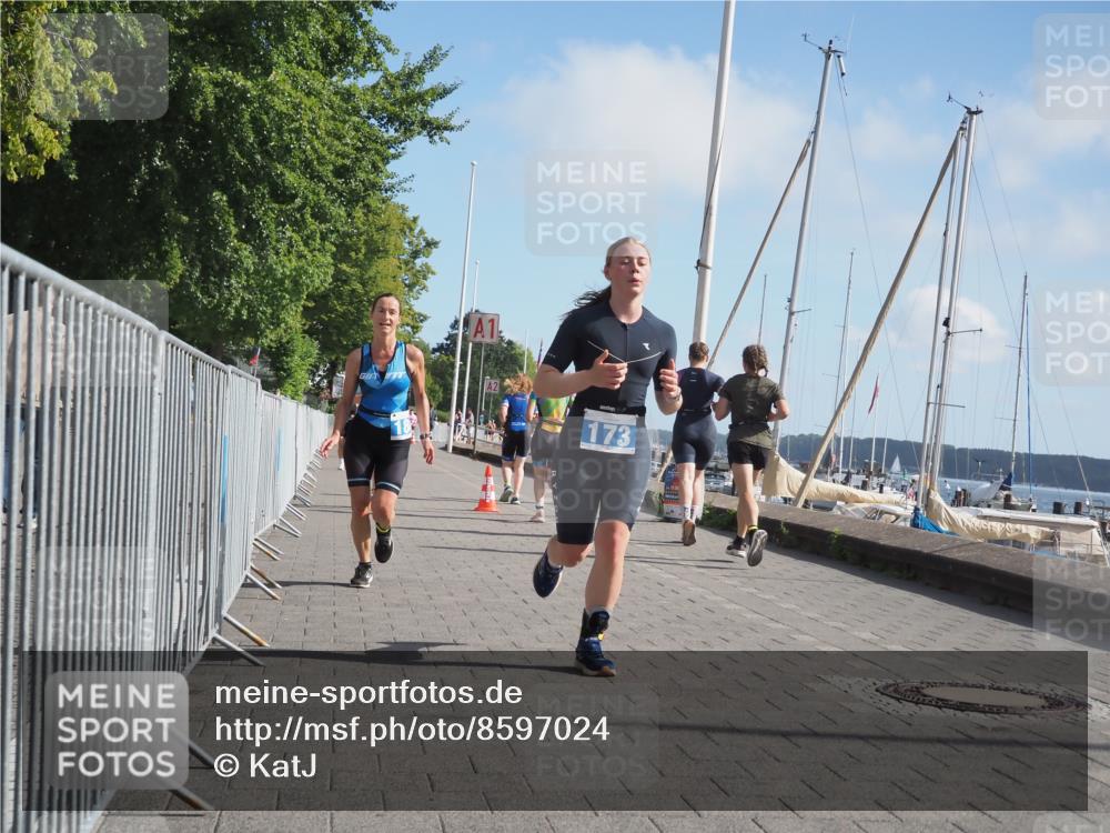 17.08.2025 - KN Förde Triathlon 2025 KatJ http://msf.ph/oto/8597024 17.08.2025 10:26:56 Laufen 173, 180, 211 meine-sportfotos.de