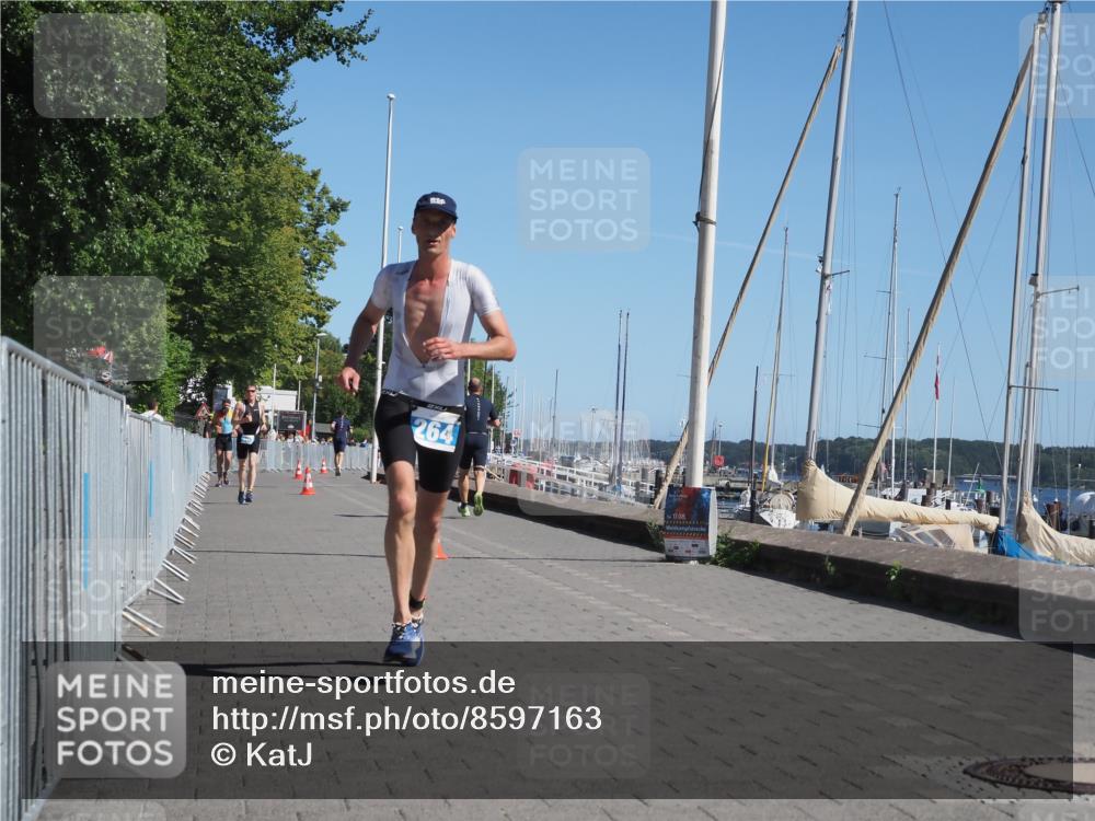 17.08.2025 - KN Förde Triathlon 2025 KatJ http://msf.ph/oto/8597163 17.08.2025 11:45:45 Laufen 264 meine-sportfotos.de