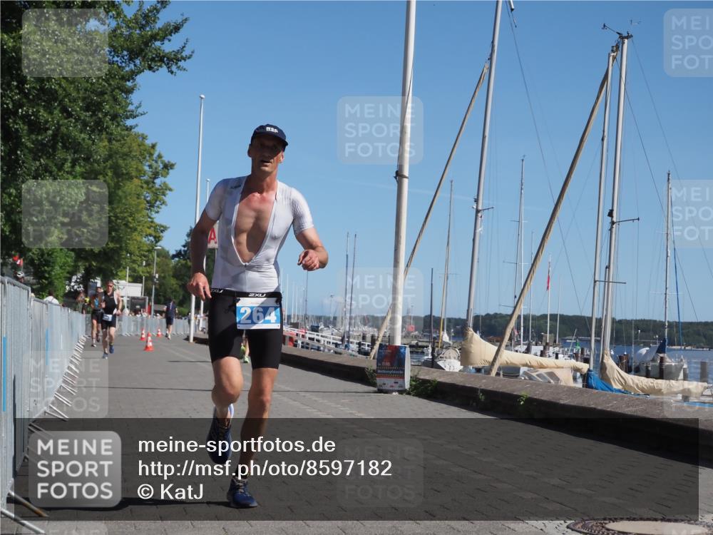 17.08.2025 - KN Förde Triathlon 2025 KatJ http://msf.ph/oto/8597182 17.08.2025 11:45:45 Laufen 264 meine-sportfotos.de
